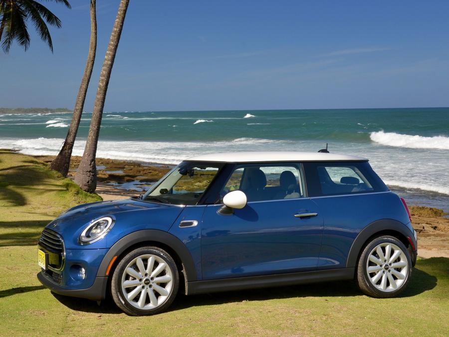  Mini Cooper 2014 года  (US) (фото 2 из 30)